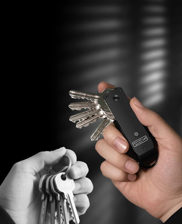 Comparison image showing a loose bunch of jumbled keys in one hand next to a hand holding keys organized on the NURVION keychain